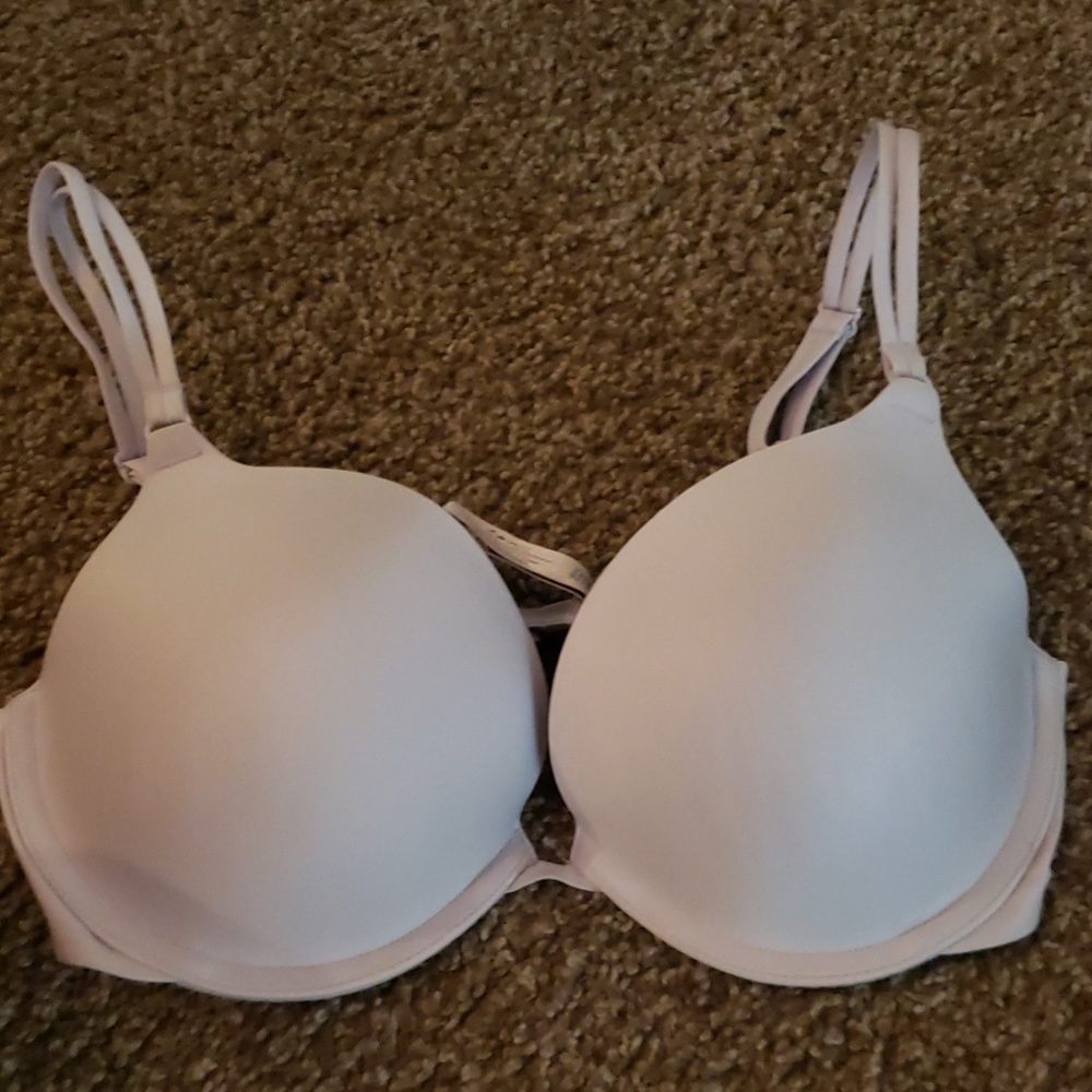 Victoria Secret Lined push up Bra